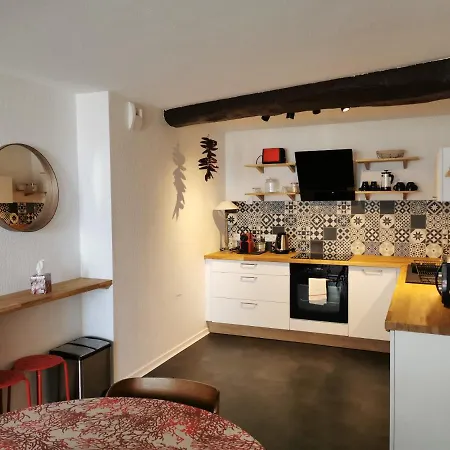 Appartement, Plein Pied, 2 Places Parkings Apartment *